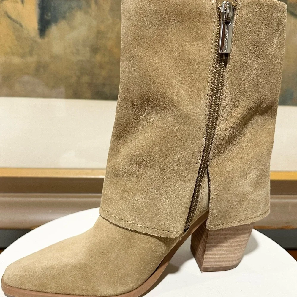 🌸VINCE CAMUTO🌸 Alolison Foldover Boot In Suede Size: 5.5 - Picture 11 of 13